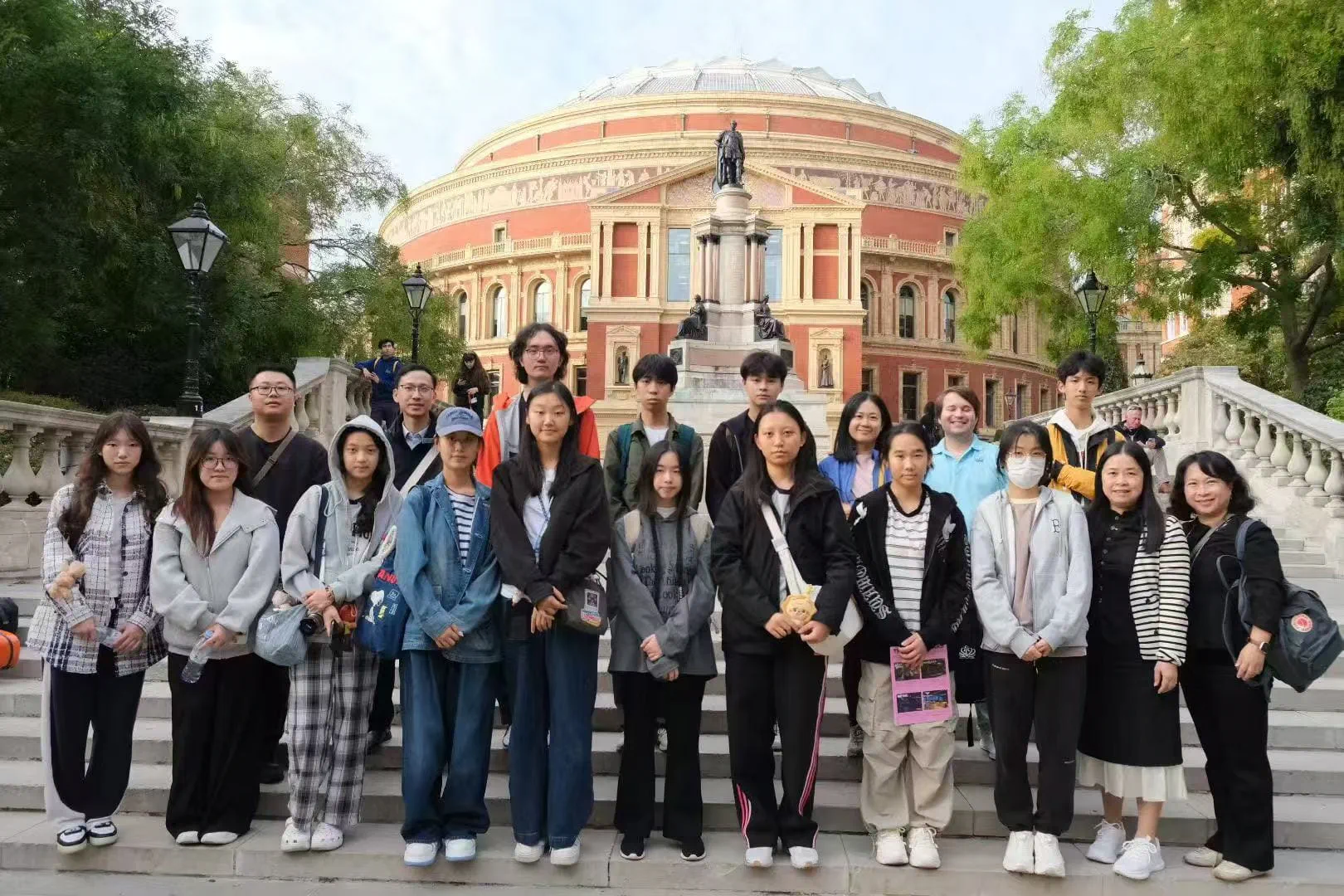 瞥见未来:我们的英国访学经历 - FUTURE